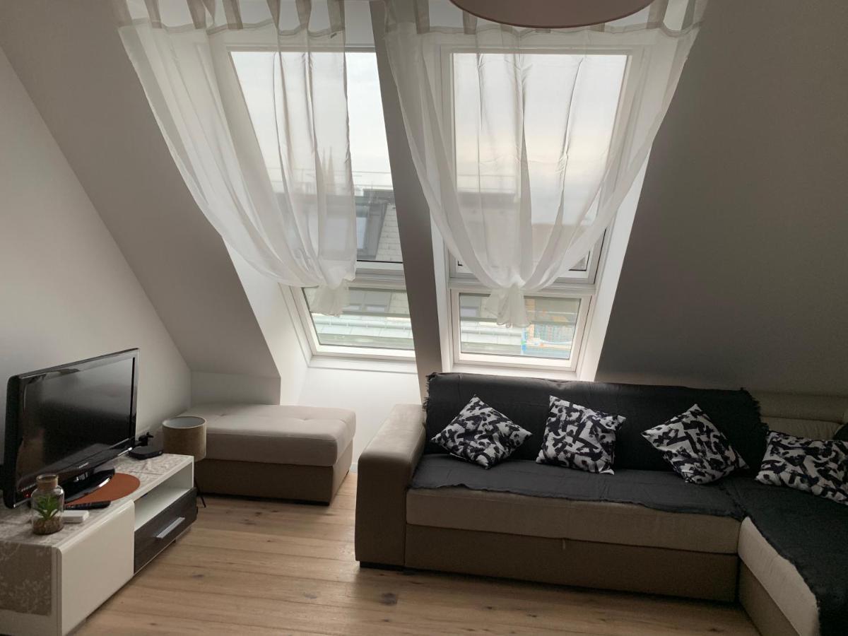 Double Floor Apartment Відень Екстер'єр фото